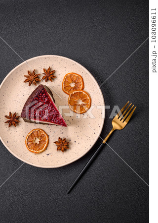 Delicious sweet cheesecake cake with mascarpone cheese, raspberries and jam 108096611