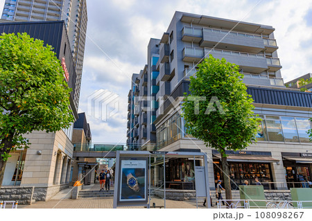 東京　渋谷区 代官山の都市風景　代官山アドレス・ディセ 108098267
