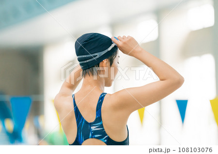 大人のスイミング 108103076