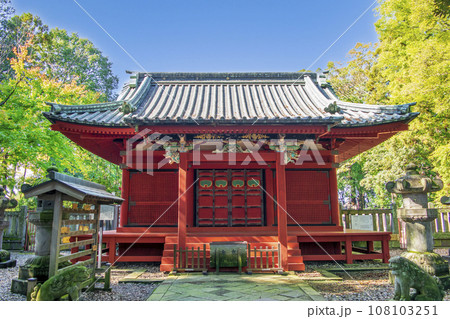 川越市　日本三大東照宮　仙波東照宮（せんばとうしょうぐう）　拝殿 108103251