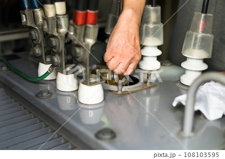 自家用電気工作物キュービクル　トランス絶縁油検査 108103595