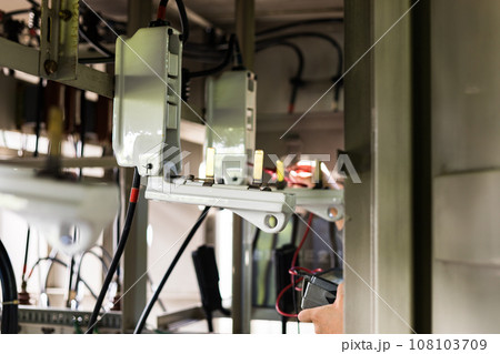 自家用電気工作物キュービクル年次点検　高圧カットアウトヒューズ 108103709