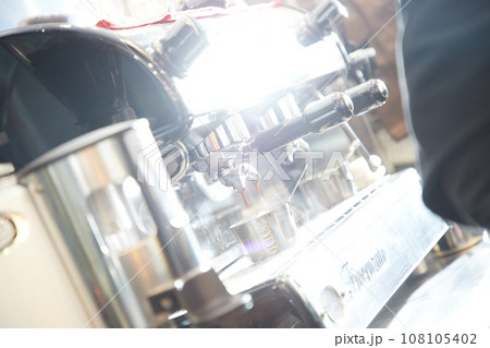 espresso shot from coffee machine espresso shot from coffee machine 108105402