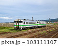 北海道を走る普通列車 108111107