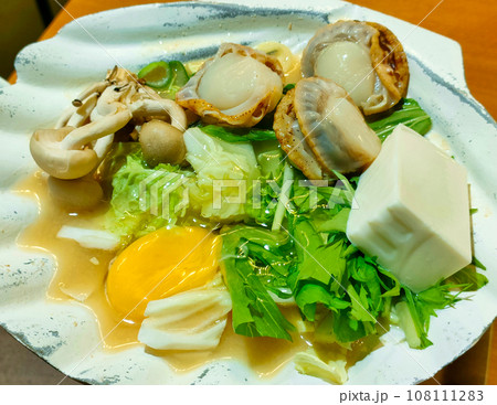 青森の郷土料理・ホタテの貝味噌焼き 青森の郷土料理・ホタテの貝味噌焼き 108111283