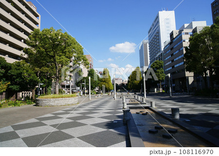 横浜大通り公園  水の広場 108116970