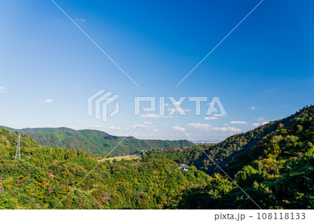 神奈川県　宮ケ瀬ダム頂上から見る風景 108118133