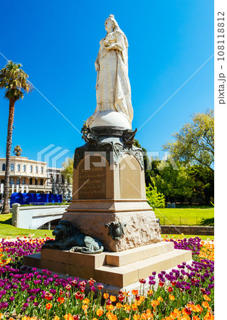 Queen Victoria Monument in Bendigo Australia Queen Victoria Monument in Bendigo Australia 108118812