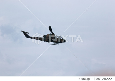 陸上自衛隊　航空機 108120222