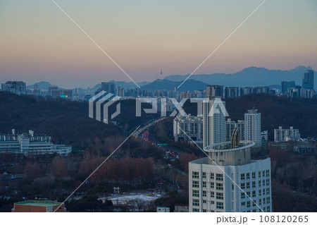 Landscape of Seocho-gu, Seoul, Korea 108120265