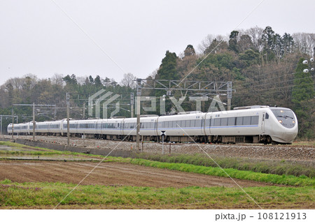 北陸本線 細呂木ー芦原温泉 JR西日本 681系 T03+T31+R10編成(金沢) サンダーバード 北陸本線 細呂木ー芦原温泉 JR西日本 681系 T03+T31+R10編成(金沢) サンダーバード 108121913