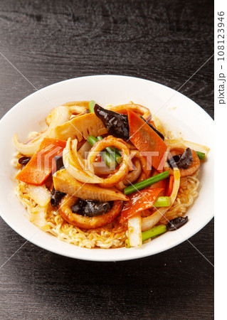 イカのXO醬やきそば 108123946