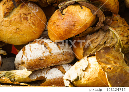 Many rustic fresh bread loaves Many rustic fresh bread loaves 108124715