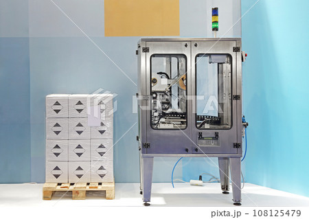 Pallet Labelling Machine Pallet Labelling Machine 108125479