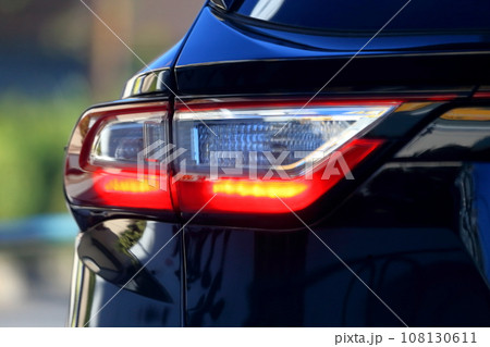 車のテールランプ イメージ 車のテールランプ イメージ 108130611