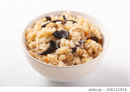 香茸　(コウタケ)　炊き込みご飯 108132858