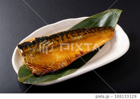 さばの照り焼き 108133129