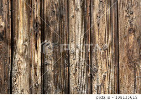 茶色の木目の背景画像 108135615