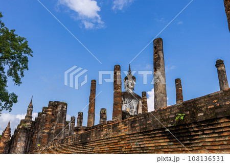 Thailand's UNESCO World Heritage Site, Sukhothai Historical Park, is the location to the Wat Mahathat Temple. Thailand's UNESCO World Heritage Site, Sukhothai Historical Park, is the location to the Wat Mahathat Temple. 108136531