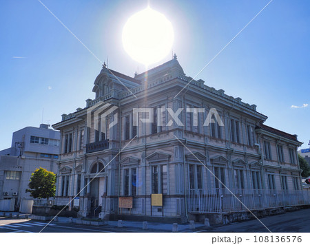 青森銀行記念館と青空・青森県弘前市 国指定重要文化財 青森銀行記念館と青空・青森県弘前市 国指定重要文化財 108136576