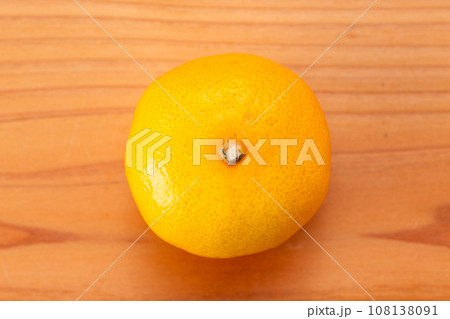 極早生みかん 108138091