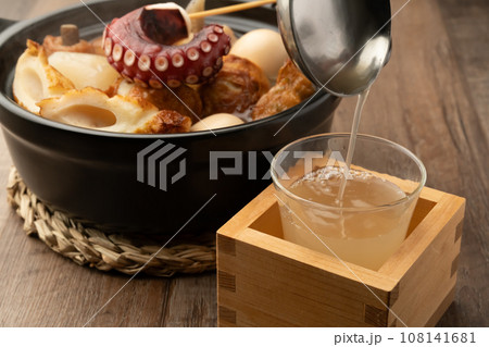 おでん 出汁割り おでん 出汁割り 108141681