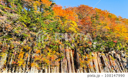 八幡平・松川渓谷の紅葉（松川玄武岩） 108147990