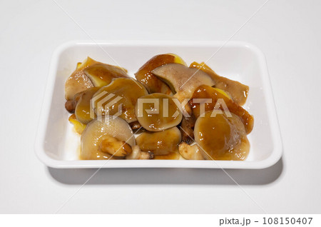 茹でた天然きのこ 108150407