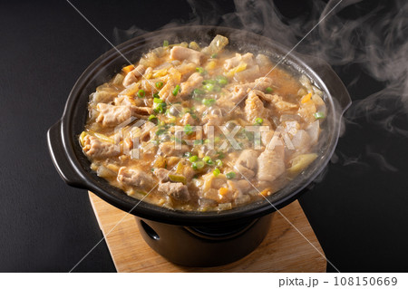 もつ煮込み (豚白もつ 味噌煮込み) もつ煮込み (豚白もつ 味噌煮込み) 108150669