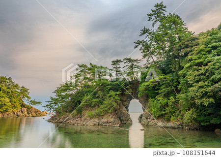明鏡洞 福井県 高浜町 若狭湾 明鏡洞 福井県 高浜町 若狭湾 108151644