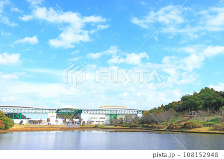 愛知県長久手市、モリコロパーク内施設、ジブリの大倉庫の風景 108152948