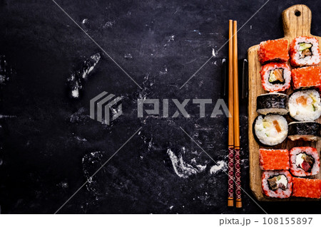 Sushi maki set 108155897