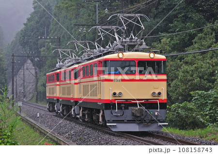 西武鉄道 西武秩父線 E32+E31+E34 西武鉄道 西武秩父線 E32+E31+E34 108158743