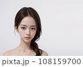 AIで生成した美しい女性と滑らかな背景 AIで生成した美しい女性と滑らかな背景 108159700