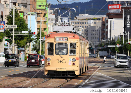 広島電鉄 路面電車 48  3100形 3101号　日赤病院前～広電本社前 108166845