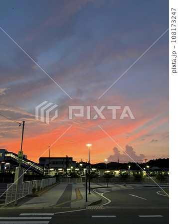 夕焼け 108173247