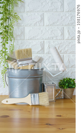 リフォーム・塗装業者・DIY イメージ リフォーム・塗装業者・DIY イメージ 108176976