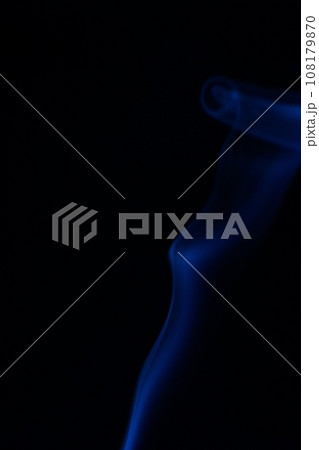 purple smoke on a dark background, colourful abstract, blue fog, minimalism, line of light 108179870
