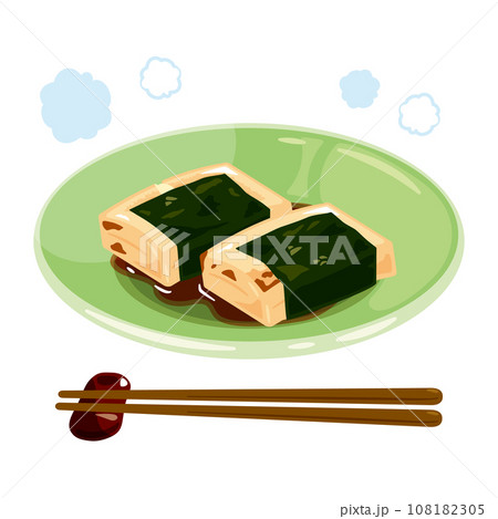 皿に盛られた海苔を巻いた焼き餅 108182305