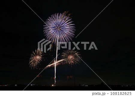 夜空に咲く大輪の花 <ちくせい花火大会2023> 夜空に咲く大輪の花 <ちくせい花火大会2023> 108182625