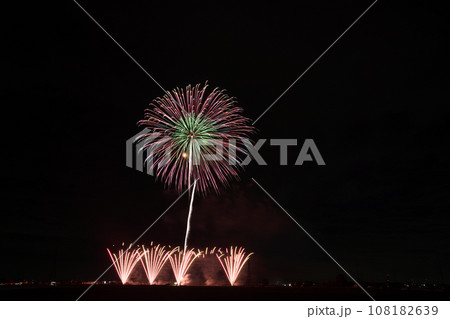 夜空に咲く大輪の花  <ちくせい花火大会2023> 夜空に咲く大輪の花  <ちくせい花火大会2023> 108182639