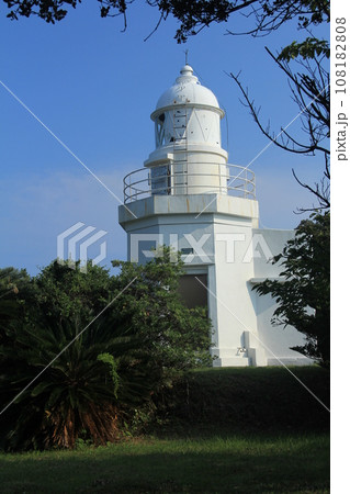 高知県 青空と叶崎灯台 高知県 青空と叶崎灯台 108182808