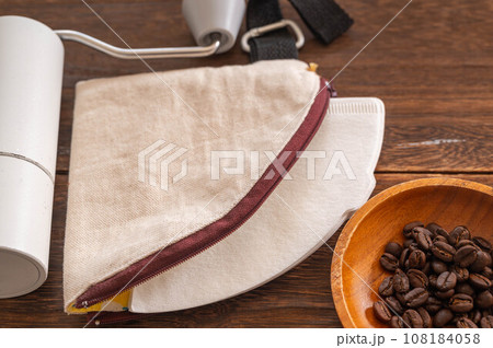 ペーパーフィルターケース 108184058