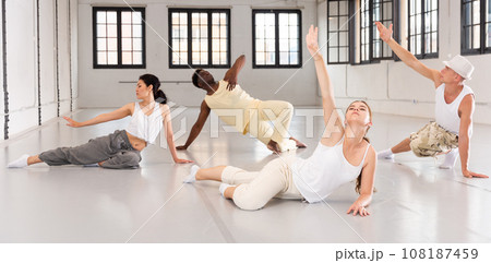 Four artists rehearsing spectacle scene Four artists rehearsing spectacle scene 108187459