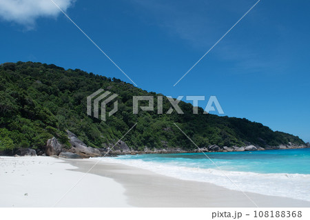 wave on the sea in Similan island , Thailand 108188368