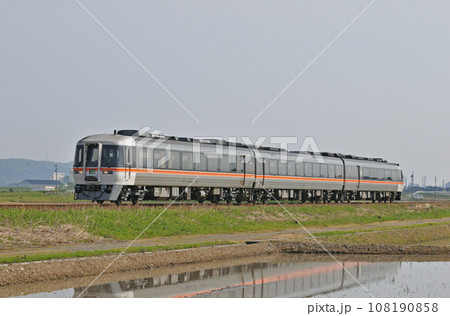 高山本線　千里ー速星　JR東海　キハ85系　キハ85-1106（名古屋）　ワイドビューひだ 108190858