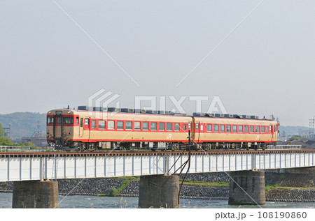 高山本線　千里ー速星　JR西日本　キハ58-477+キハ28-2360（富山） 108190860