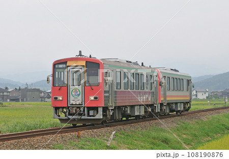 高山本線 千里ー速星 JR西日本 キハ120-351+キハ120-344(富山) 高山本線 千里ー速星 JR西日本 キハ120-351+キハ120-344(富山) 108190876