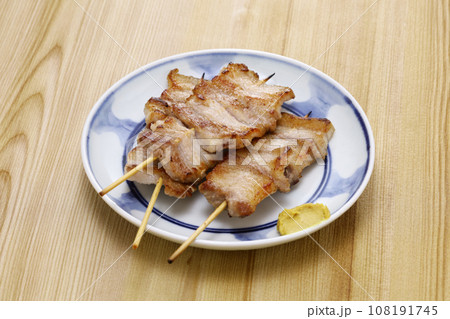 焼きとん 豚バラ 焼きとん 豚バラ 108191745