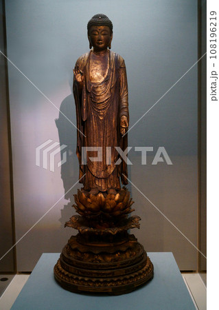 5222　阿弥陀如来立像 108196219